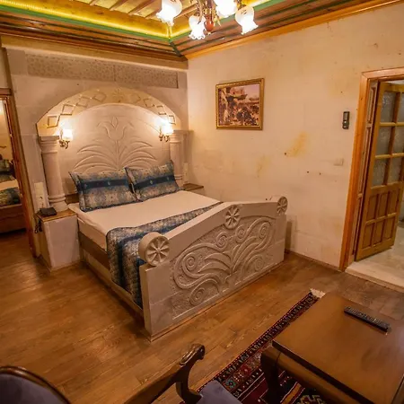 Reva Hotel 2*